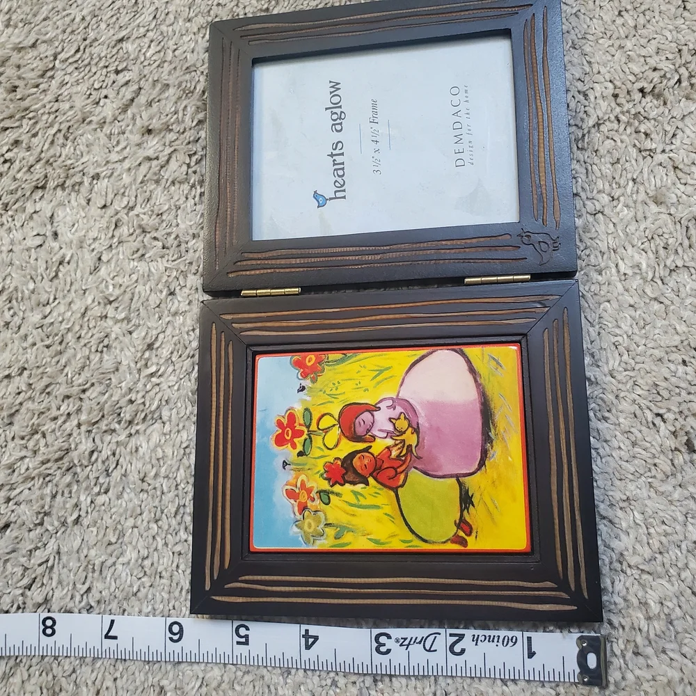 "Hearts Aglow" Bi-fold Photo Frame 3x4 Sisters Friendship Art - Picture 7 of 7